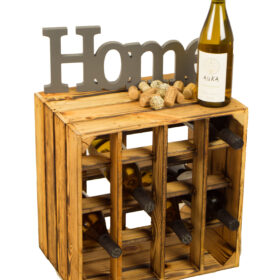 weinregal-aus-holz-deko